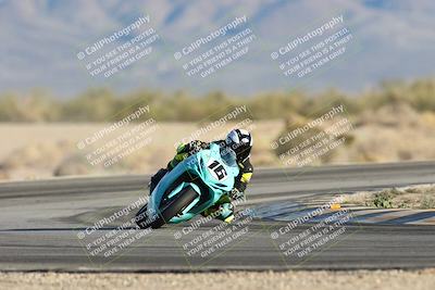 media/Dec-07-2025-CVMA (Sun) [[3e7d2de5dc]]/Race 16-Formula Middleweight/